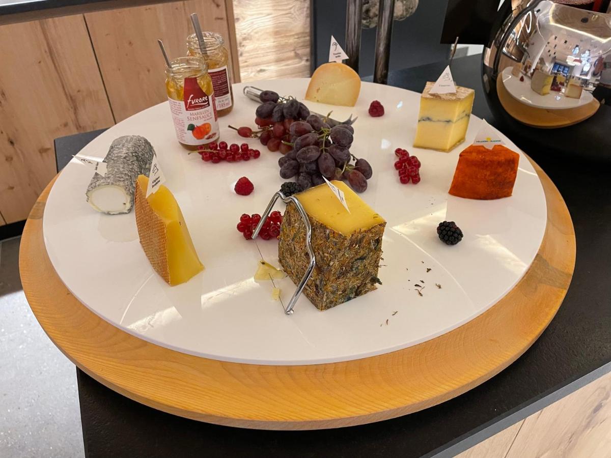 Hotel Goldener Hirsch كاوفبويرن المظهر الخارجي الصورة