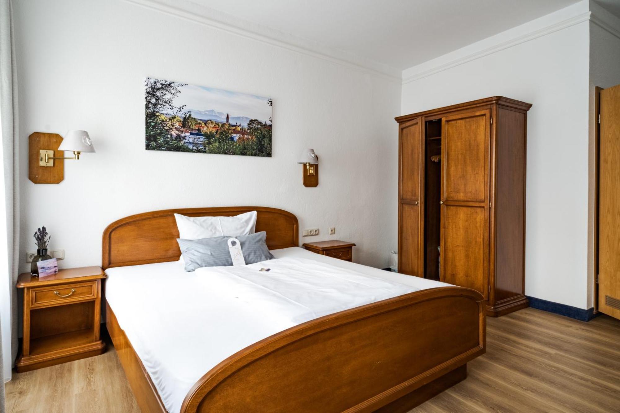 Hotel Goldener Hirsch كاوفبويرن المظهر الخارجي الصورة