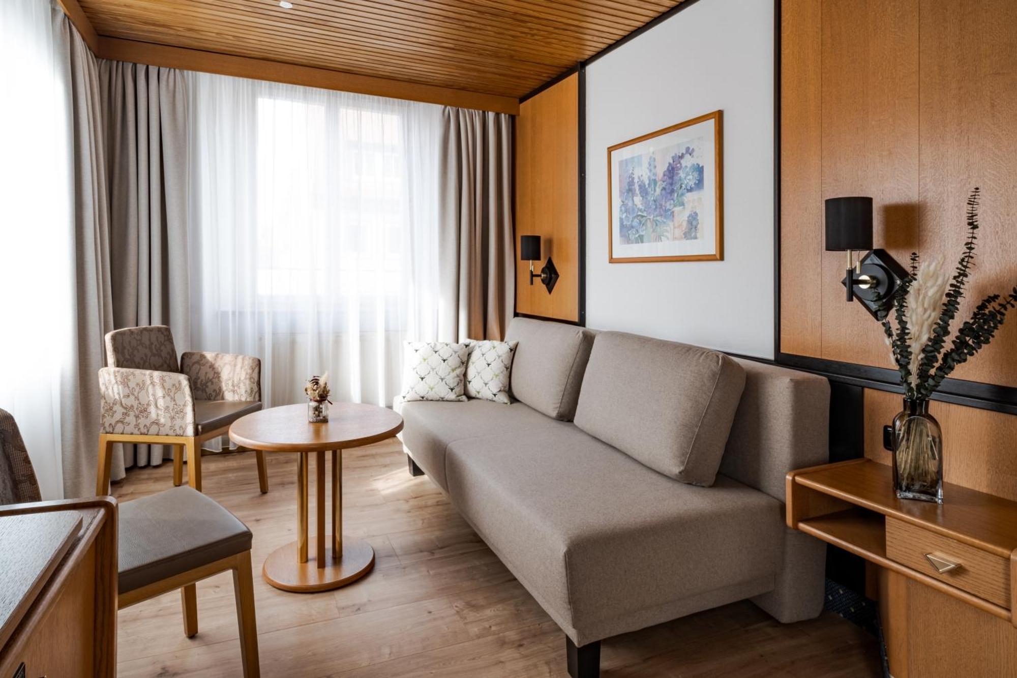 Hotel Goldener Hirsch كاوفبويرن المظهر الخارجي الصورة